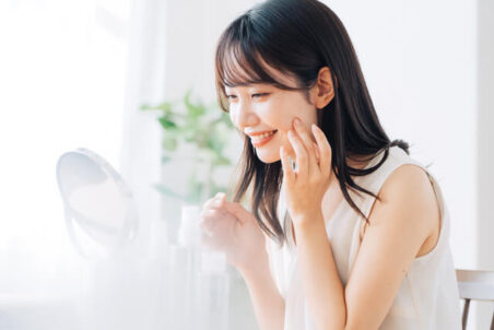 美容鍼を半顔すると？！