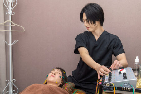 なぜNatuRiseの美容鍼は